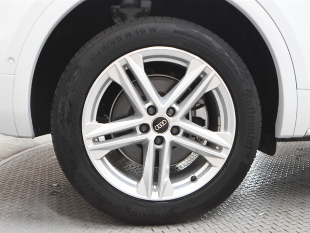 アウディ ｱｳﾃﾞｨ Q5 40TDiｸﾜﾄﾛSﾗｲﾝ