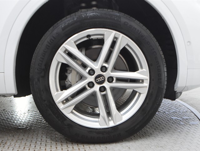 アウディ ｱｳﾃﾞｨ Q5 40TDiｸﾜﾄﾛSﾗｲﾝ