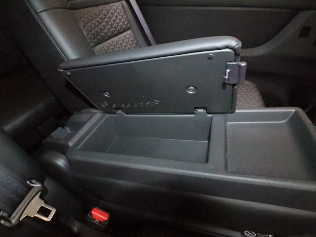 ニッサン セレナ e-POWER ﾊｲｳｪｲｽﾀｰV