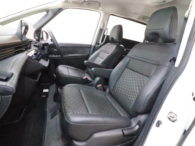 ニッサン セレナ e-POWER ﾊｲｳｪｲｽﾀｰV