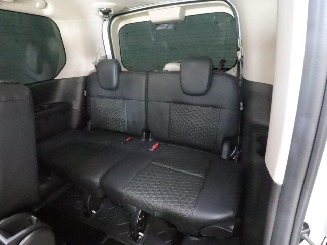 ニッサン セレナ e-POWER ﾊｲｳｪｲｽﾀｰV