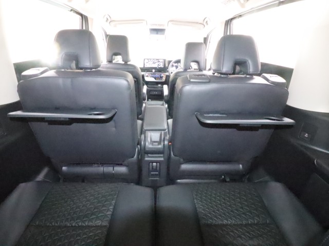 ニッサン セレナ e-POWER ﾊｲｳｪｲｽﾀｰV