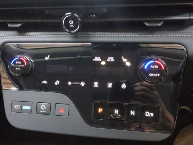 ニッサン セレナ e-POWER ﾊｲｳｪｲｽﾀｰV