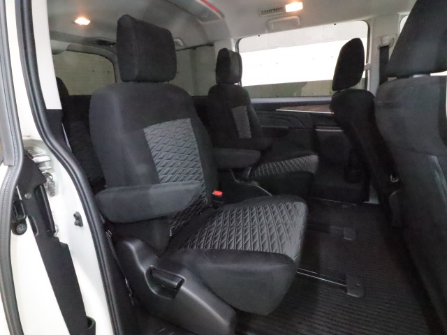 三菱 デリカＤ：５ P