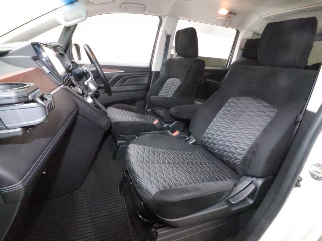 三菱 デリカＤ：５ P