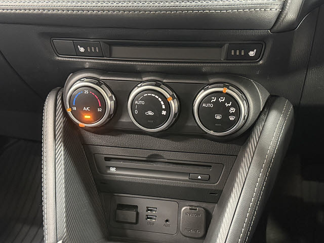 マツダ デミオ １５Ｓツーリング