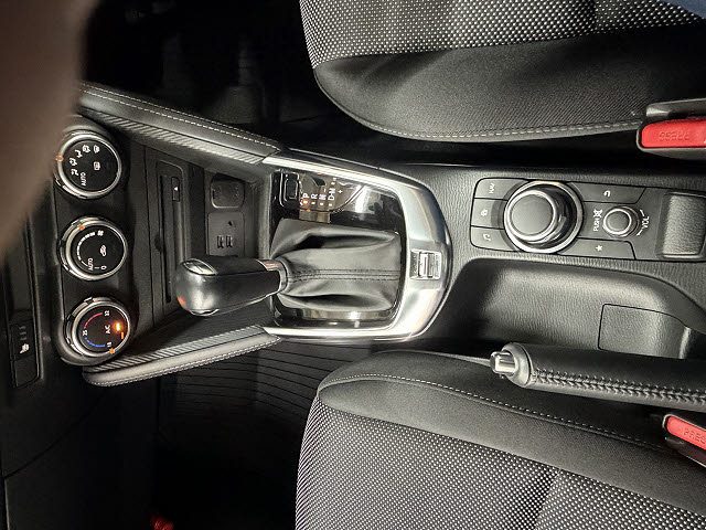 マツダ デミオ １５Ｓツーリング