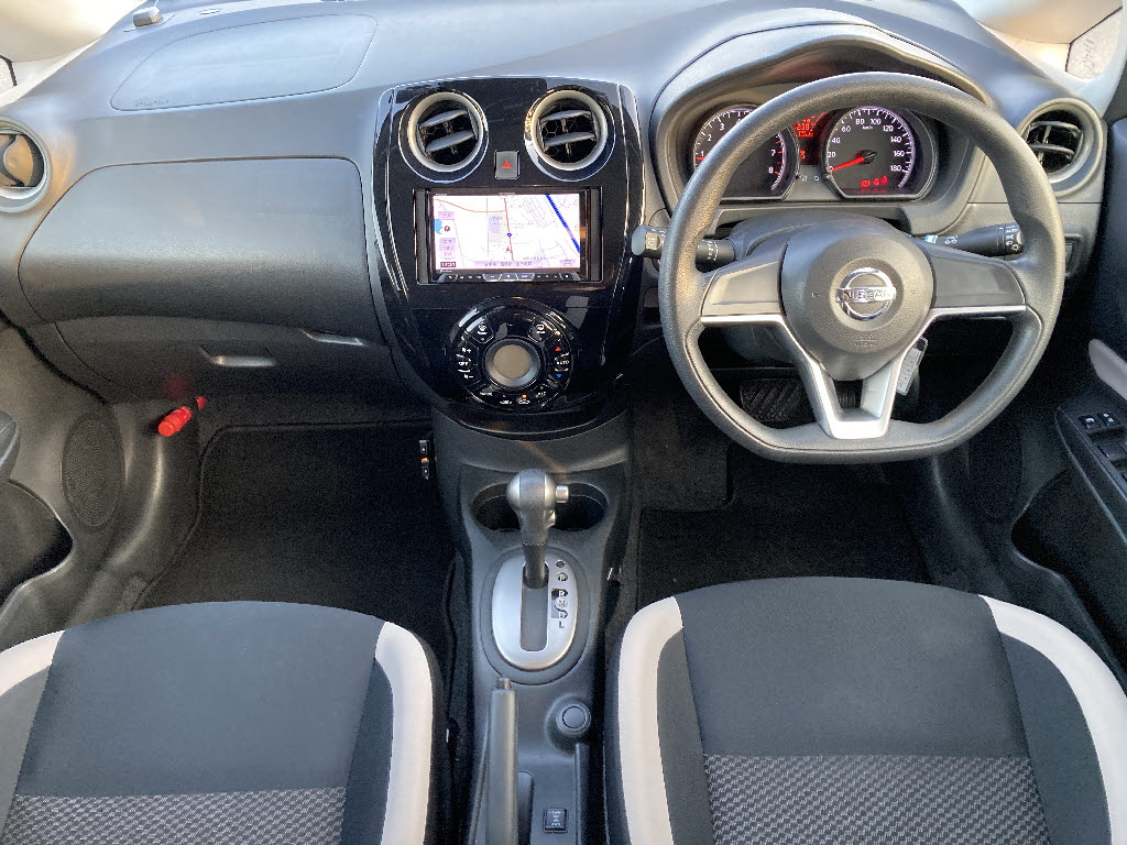 ニッサン ノート X FOURｽﾏｰﾄｾｰﾌﾃｨｴﾃﾞｨｼｮﾝ 4WD