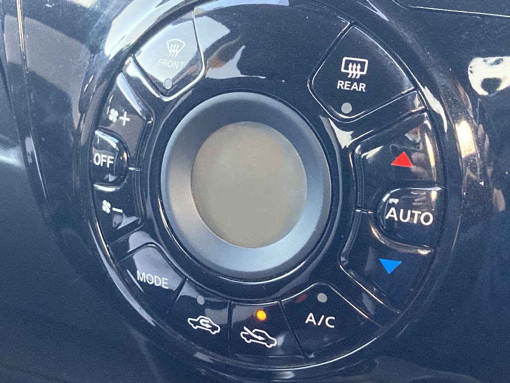 ニッサン ノート X FOURｽﾏｰﾄｾｰﾌﾃｨｴﾃﾞｨｼｮﾝ 4WD