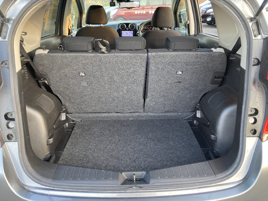 ニッサン ノート X FOURｽﾏｰﾄｾｰﾌﾃｨｴﾃﾞｨｼｮﾝ 4WD