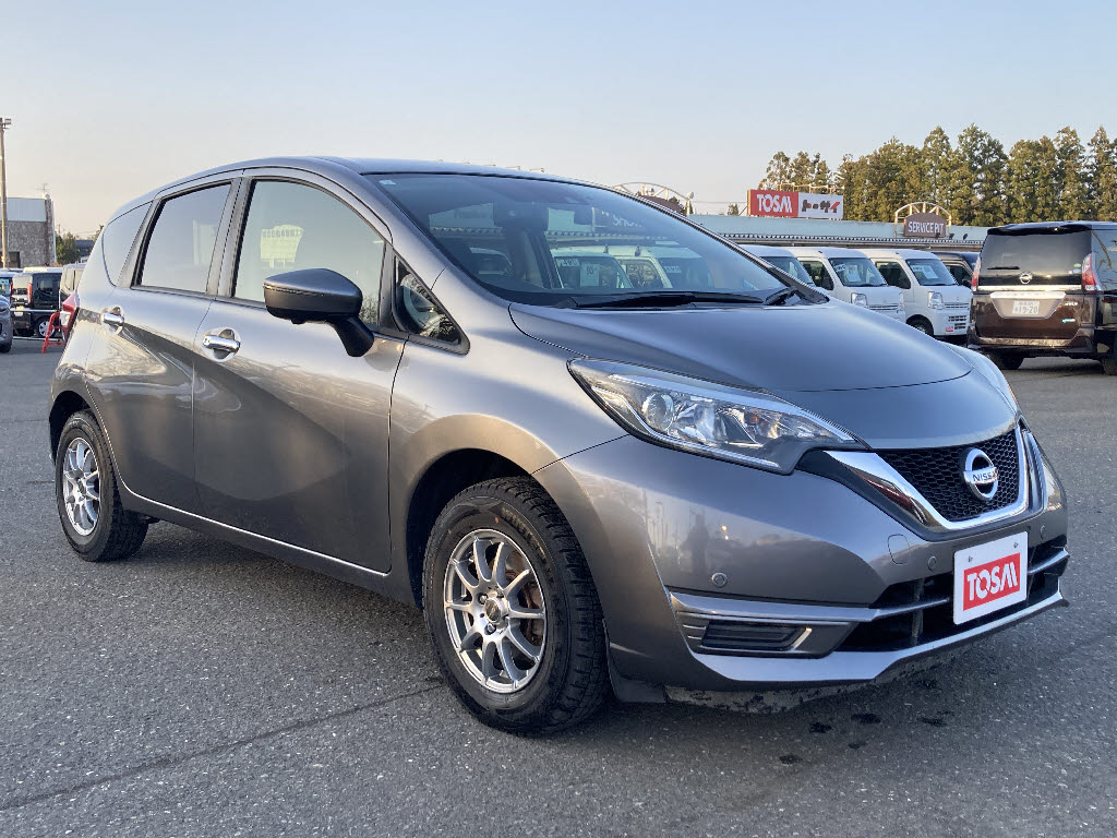 ニッサン ノート X FOURｽﾏｰﾄｾｰﾌﾃｨｴﾃﾞｨｼｮﾝ 4WD