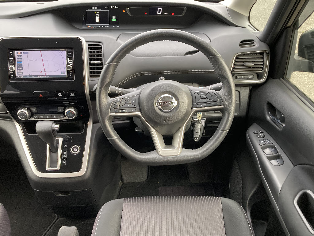 ニッサン セレナ ﾊｲｳｪｲｽﾀｰ 4WD