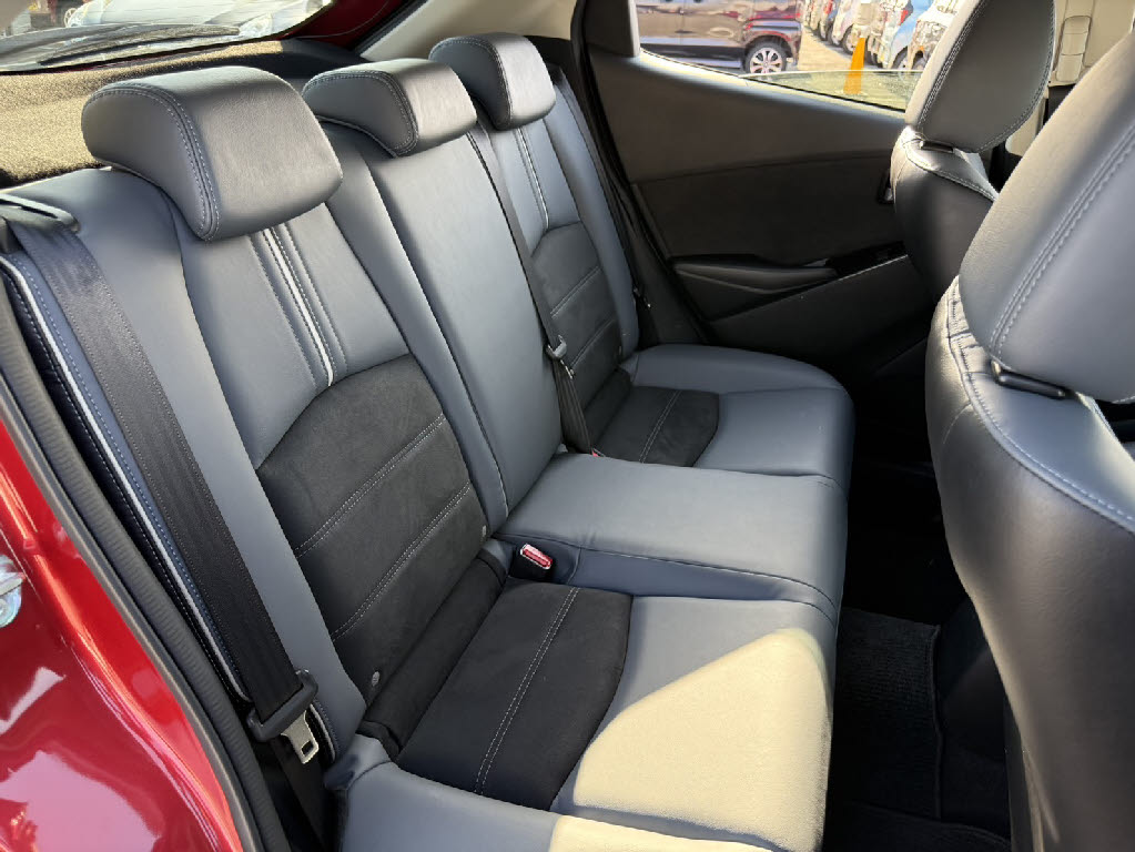 マツダ マツダ２ 15S Lﾊﾟｯｹｰｼﾞ 4WD