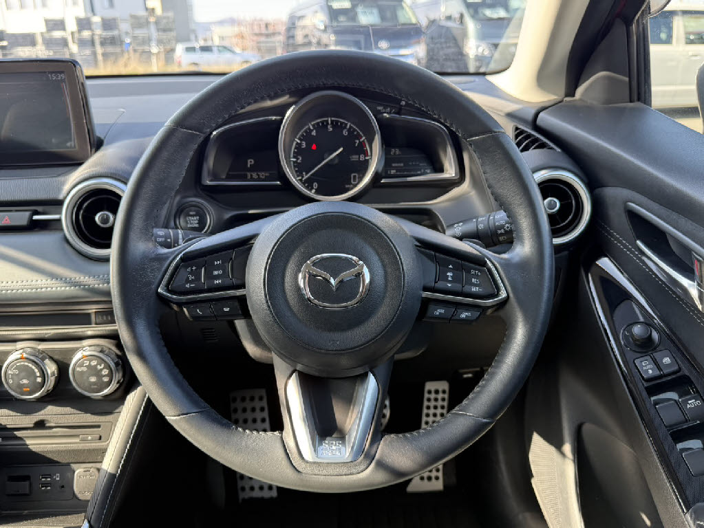 マツダ マツダ２ 15S Lﾊﾟｯｹｰｼﾞ 4WD