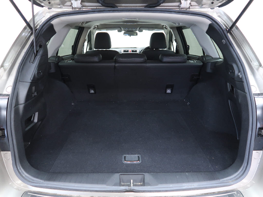 スバル ﾚｶﾞｼｨｱｳﾄﾊﾞｯｸ リミテッド