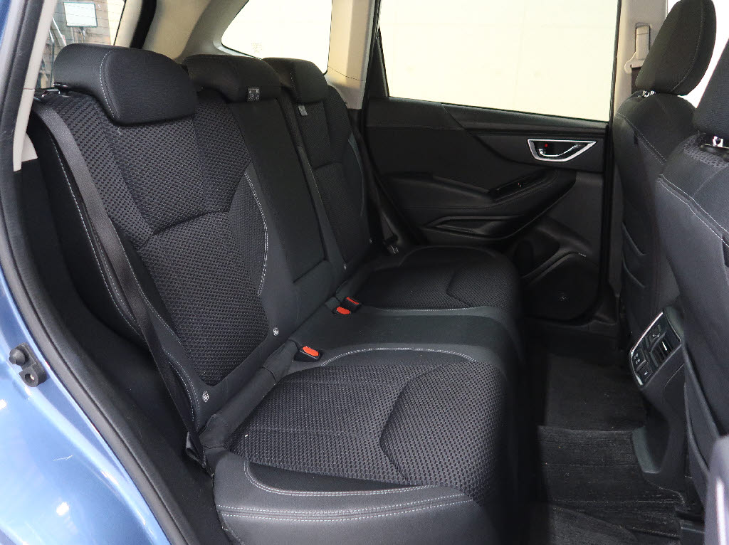 スバル フォレスター プレミアム