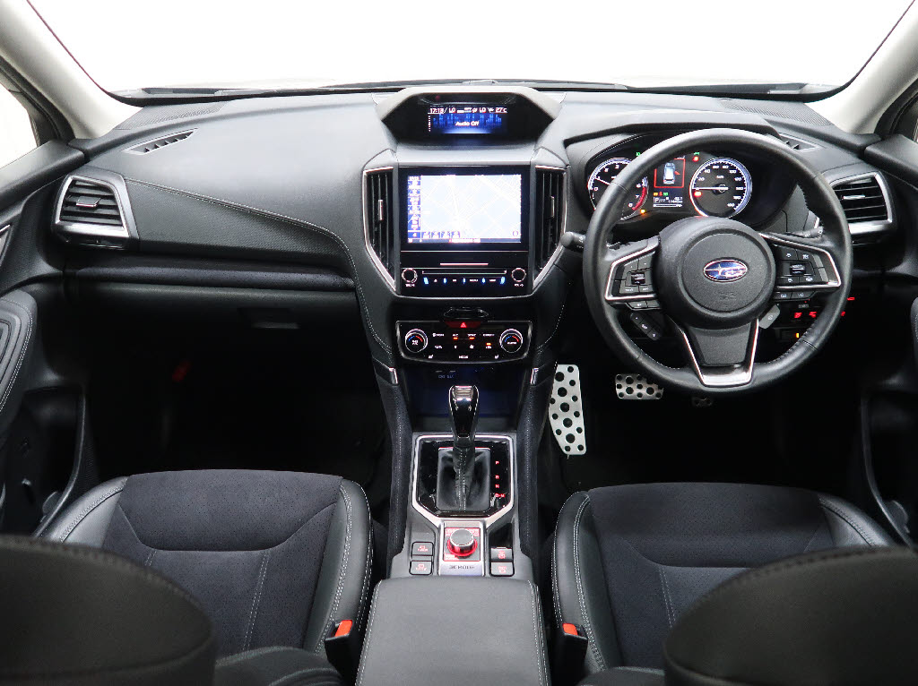 スバル フォレスター スポーツ