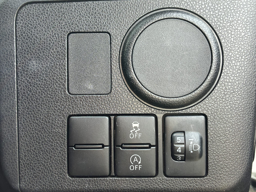 ダイハツ ミライース L 4WD