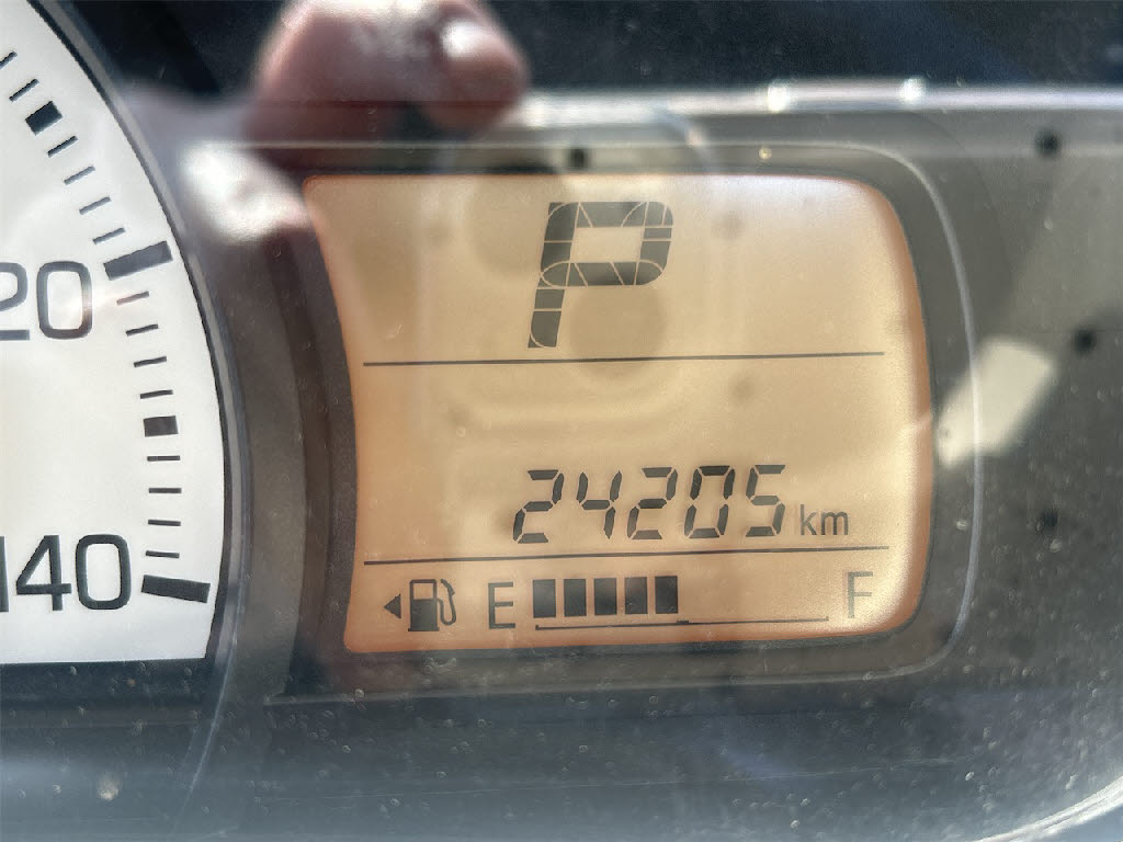 スズキ アルト F 4WD