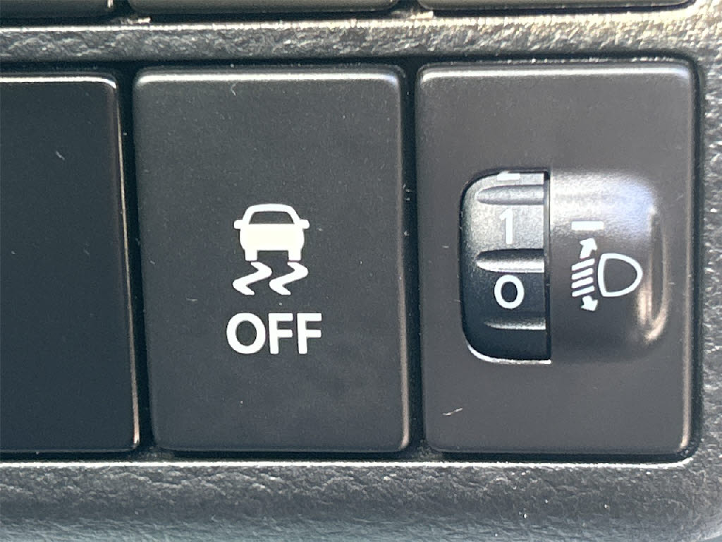 スズキ アルト F 4WD