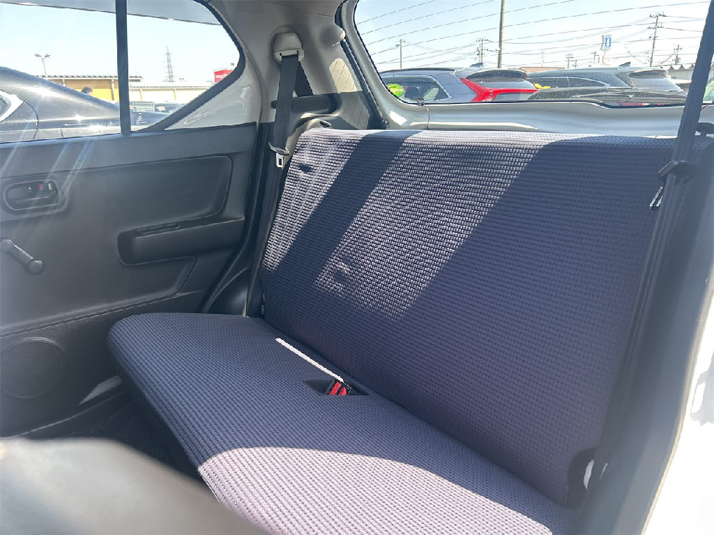 スズキ アルト F 4WD