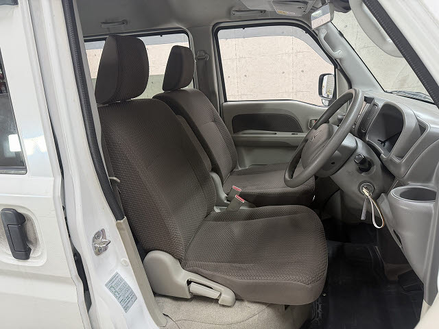 三菱 ミニキャブＶ ﾌﾞﾗﾎﾞｰﾀｰﾎﾞ HR