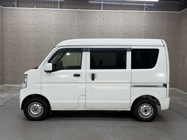 三菱 ミニキャブＶ ﾌﾞﾗﾎﾞｰﾀｰﾎﾞ HR