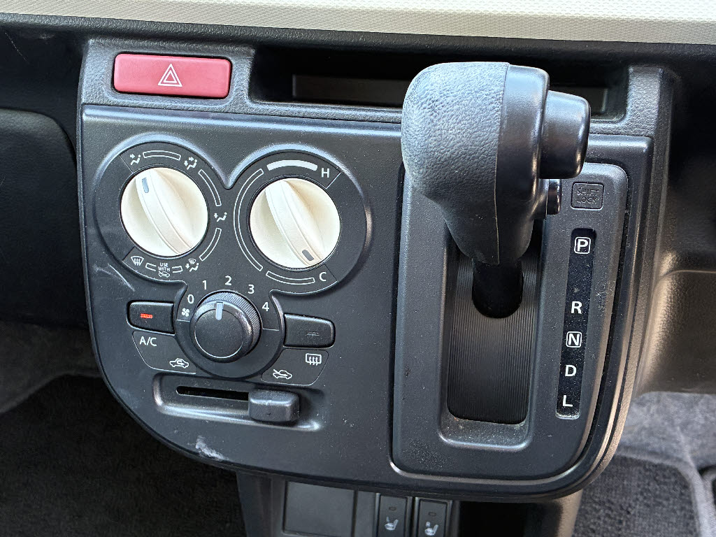 スズキ アルト L 4WD