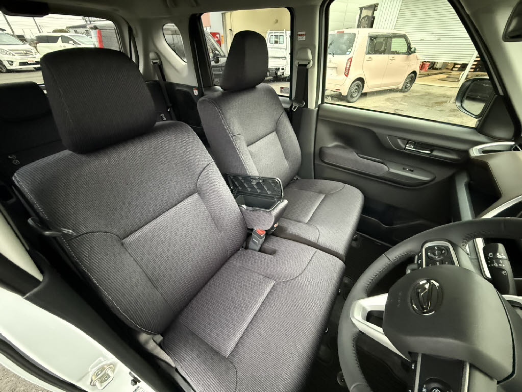 ダイハツ ムーヴ