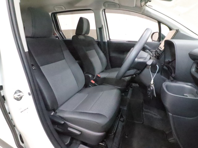 トヨタ シエンタ G