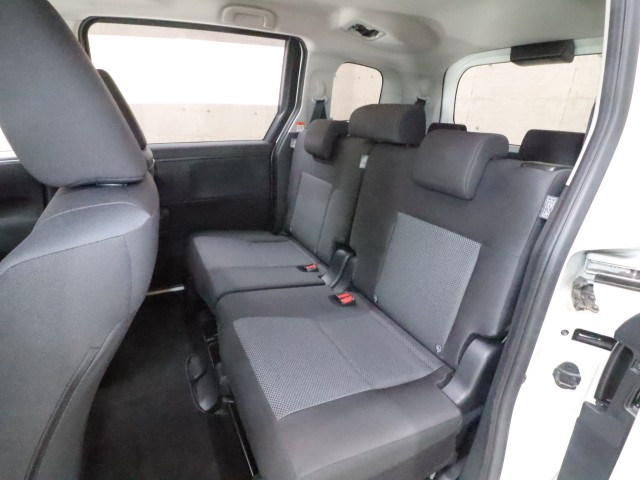 トヨタ シエンタ G