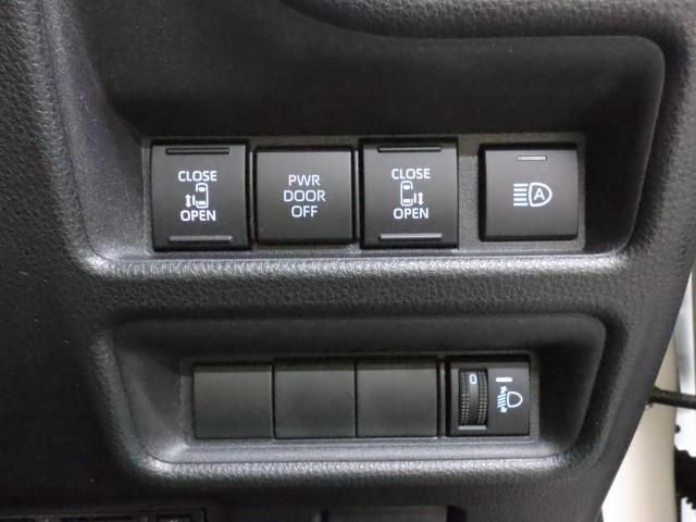 トヨタ シエンタ G