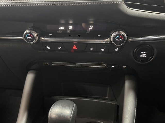 マツダ マツダ３ XDﾌﾟﾛｱｸﾃｨﾌﾞﾂｰﾘﾝｸﾞｾﾚｸｼｮﾝ