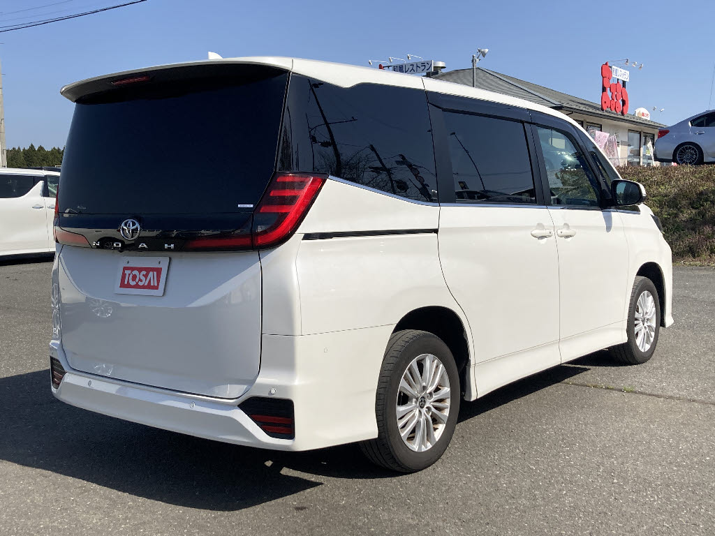 トヨタ ノア 4WD S-Z