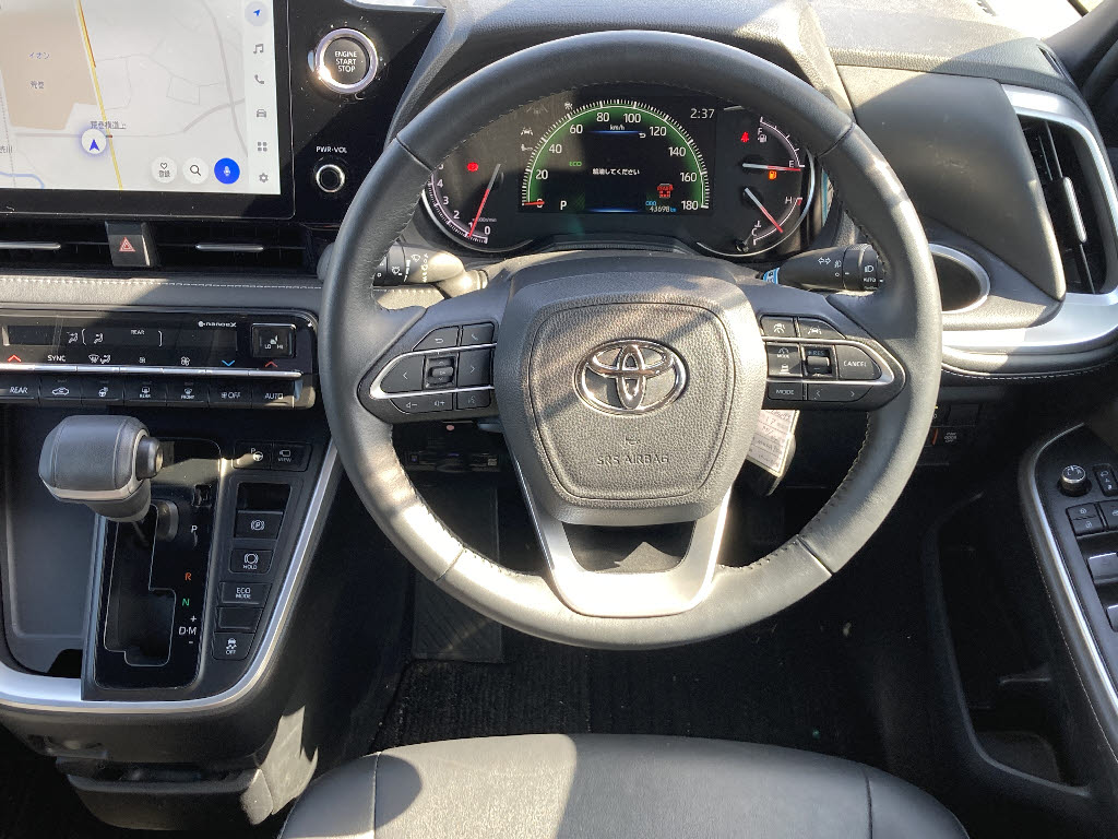 トヨタ ノア 4WD S-Z