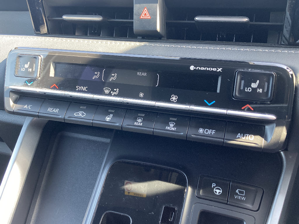 トヨタ ノア 4WD S-Z