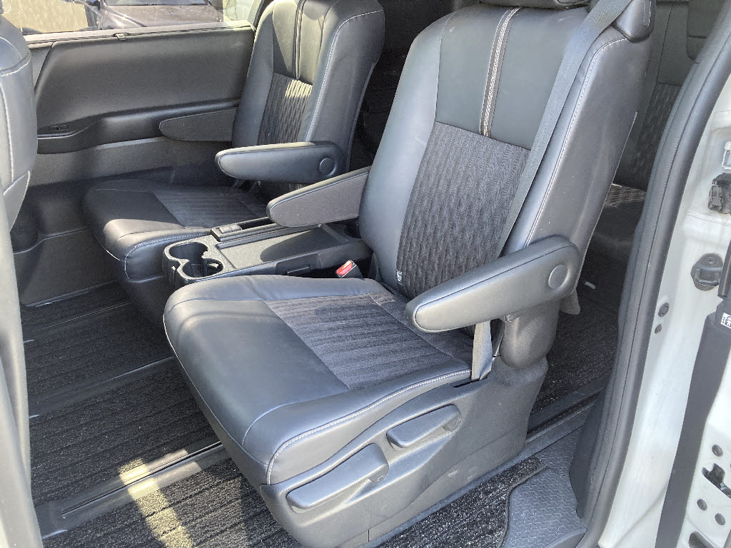 トヨタ ノア 4WD S-Z