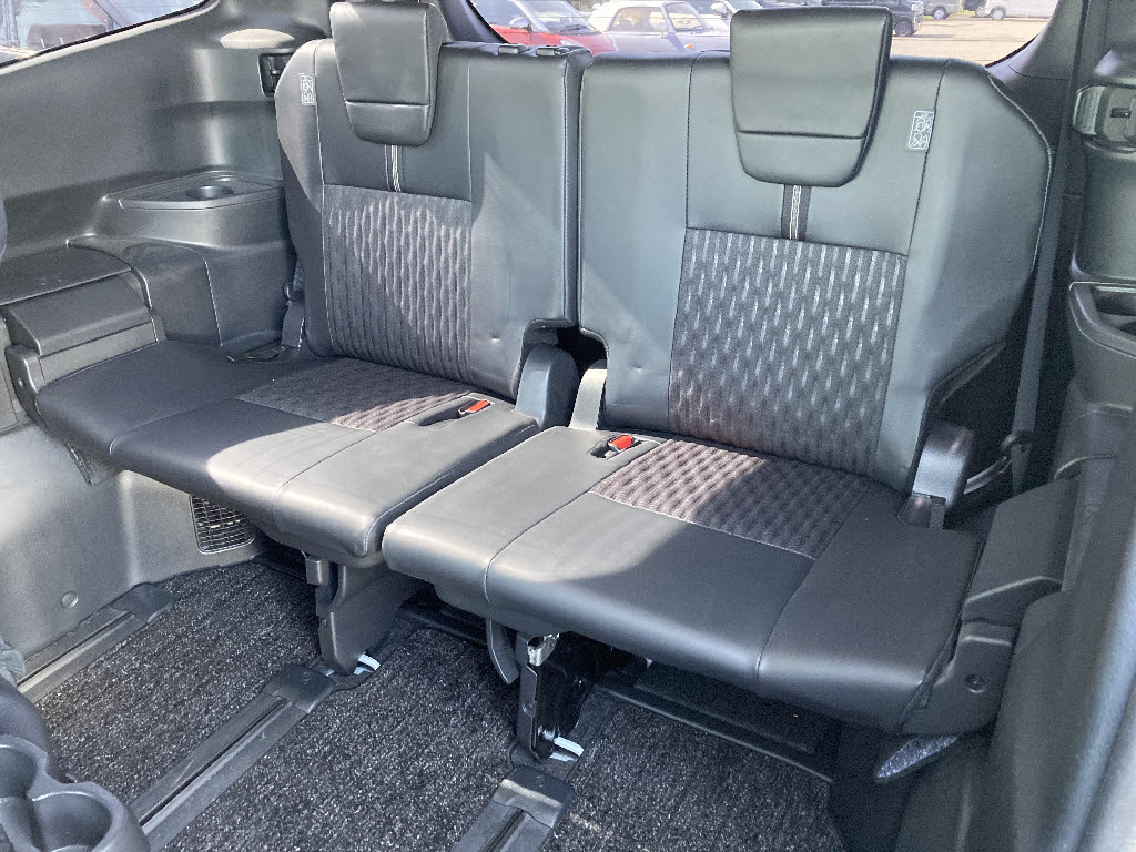 トヨタ ノア 4WD S-Z