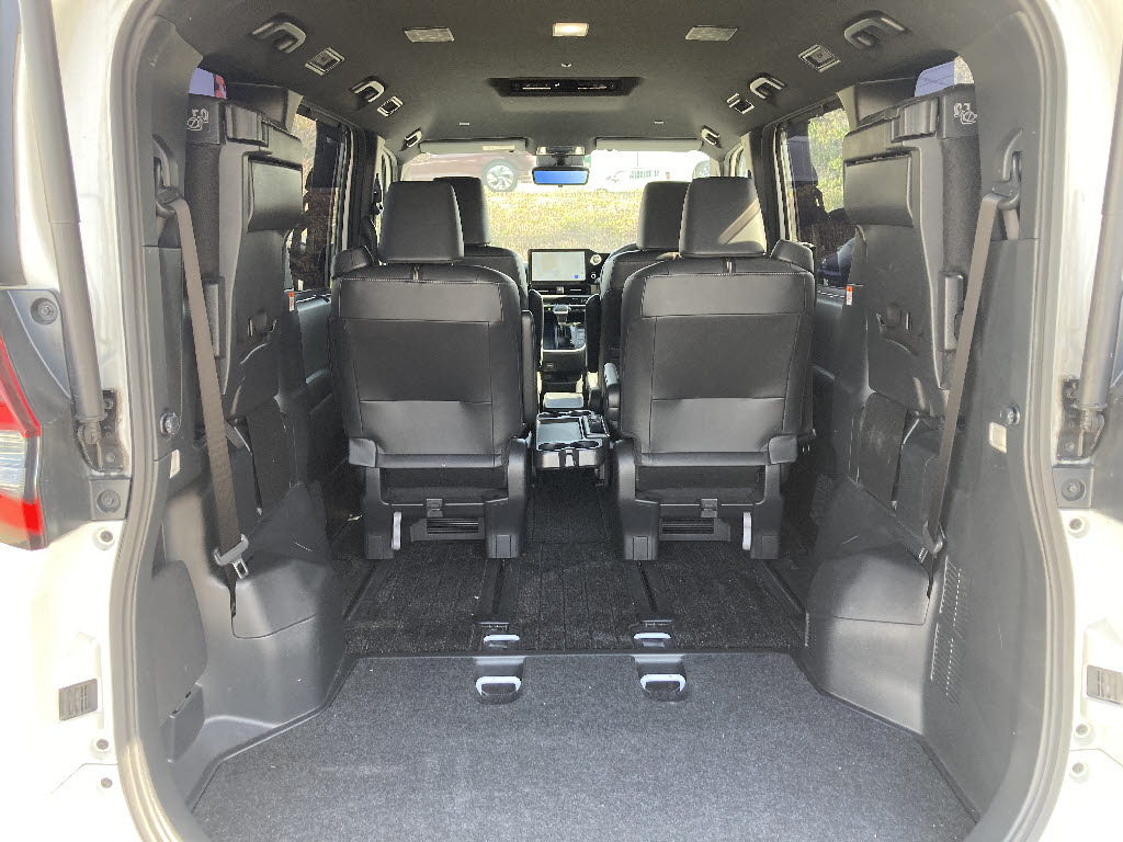 トヨタ ノア 4WD S-Z