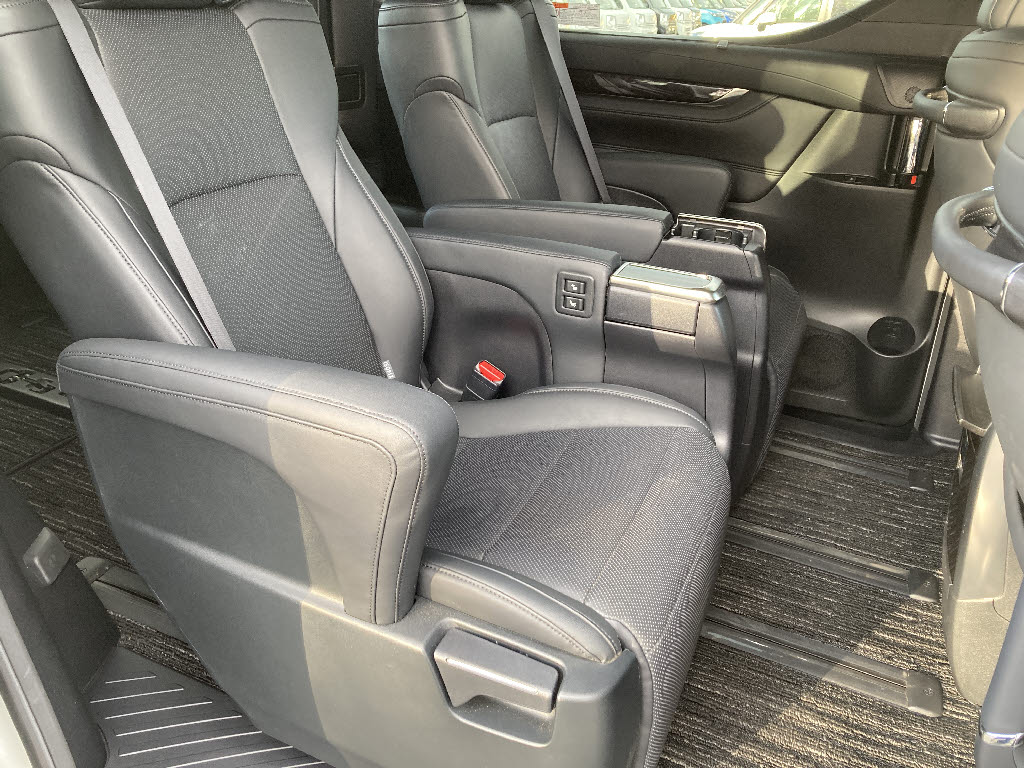 トヨタ アルファード S Cﾊﾟｯｹｰｼﾞ 4WD