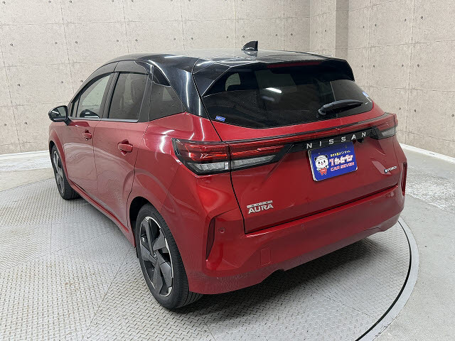 ニッサン オーラ Ｇレザーエディション