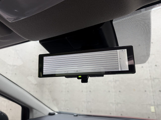 ニッサン オーラ Ｇレザーエディション