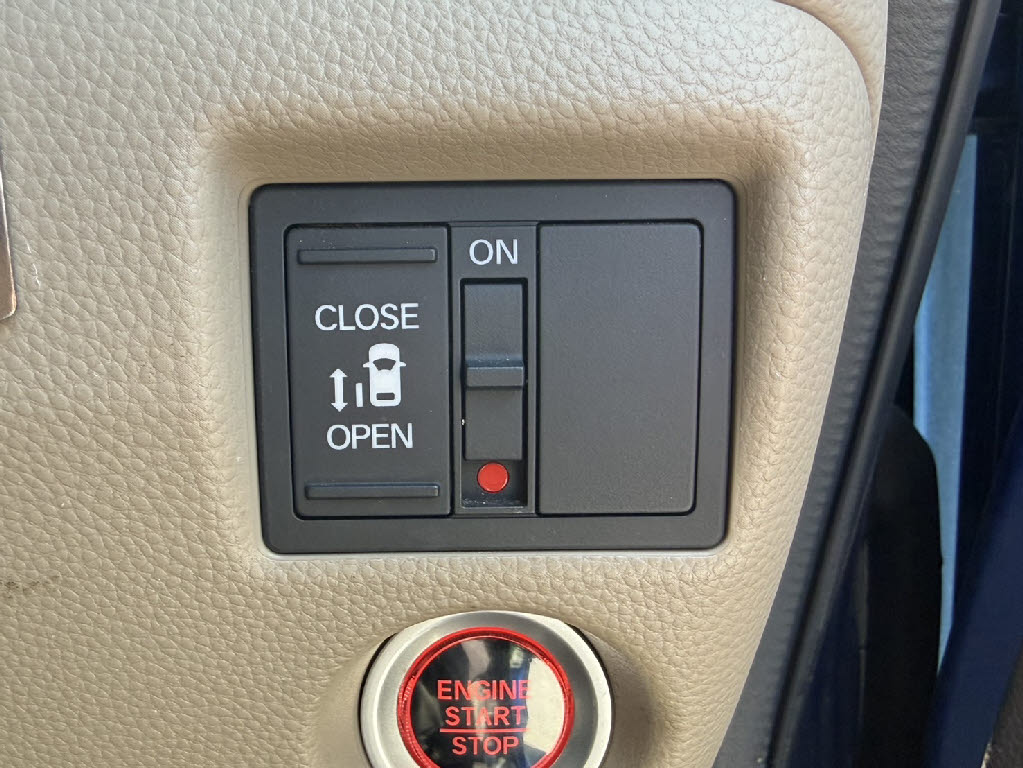 ホンダ Ｎ　ＢＯＸ G Lﾎﾝﾀﾞｾﾝｼﾝｸﾞ