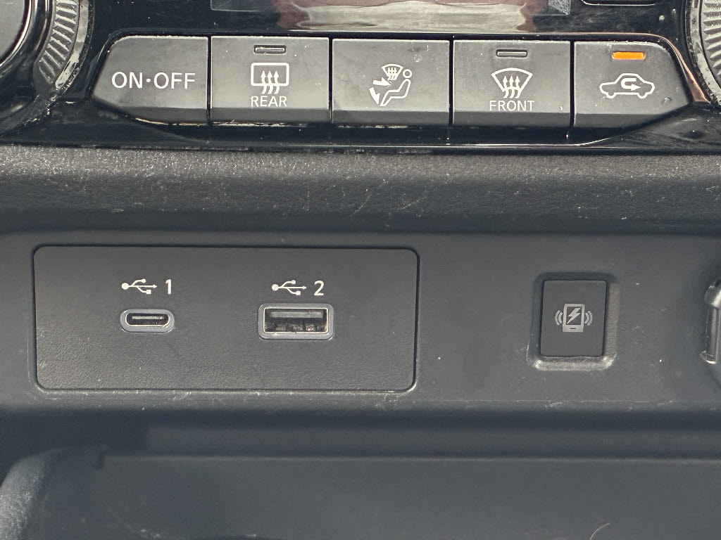 ニッサン ノート X FOUR