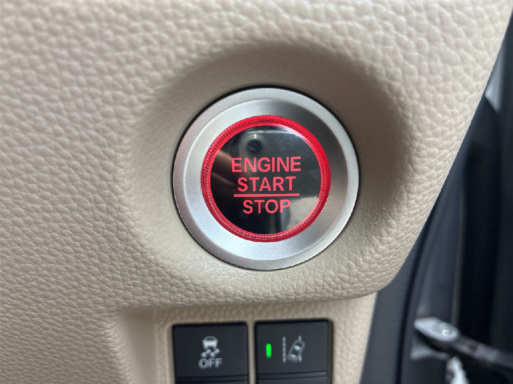 ホンダ Ｎ　ＢＯＸ Gﾎﾝﾀﾞｾﾝｼﾝｸﾞ