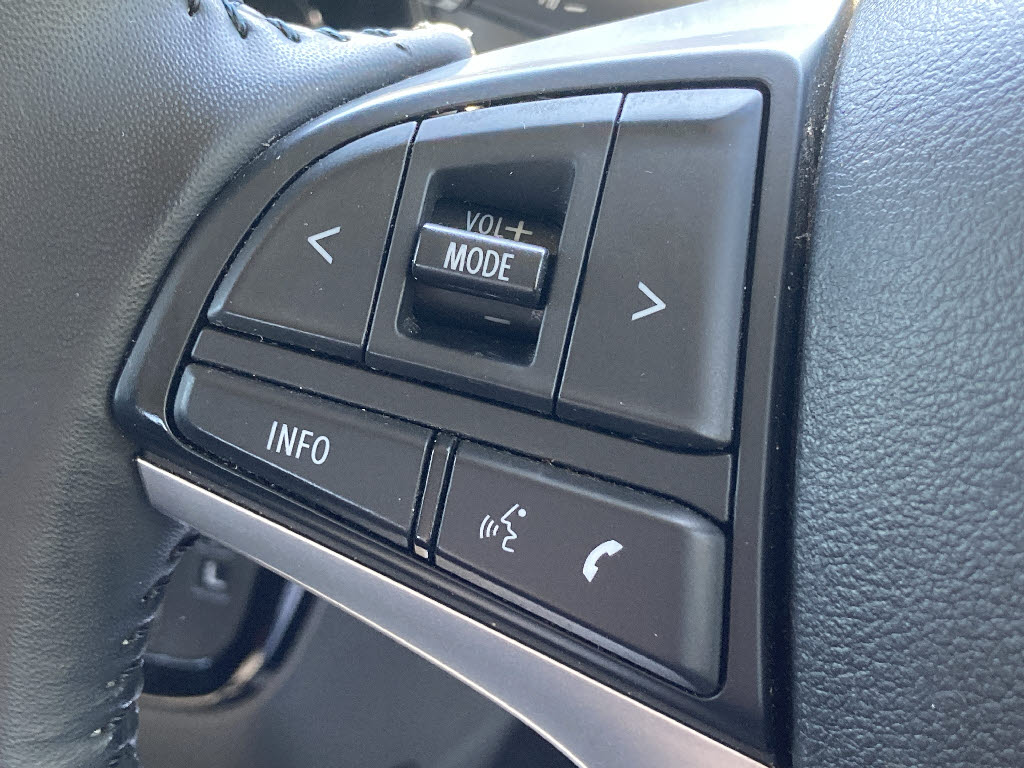 三菱 デリカＤ：２ ｶｽﾀﾑﾊｲﾌﾞﾘｯﾄﾞMV