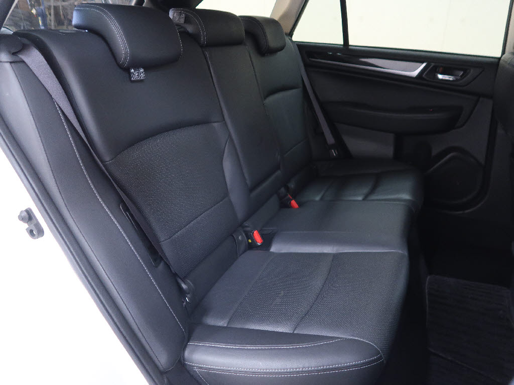 スバル ﾚｶﾞｼｨｱｳﾄﾊﾞｯｸ ﾘﾐﾃｯﾄﾞ