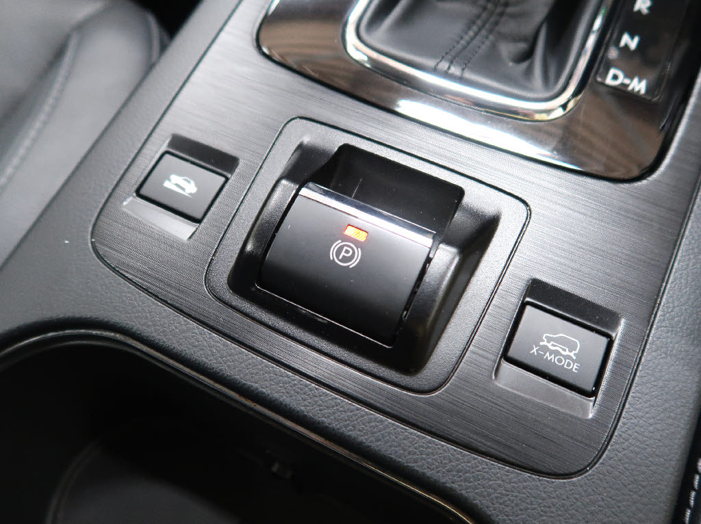 スバル ﾚｶﾞｼｨｱｳﾄﾊﾞｯｸ ﾘﾐﾃｯﾄﾞ