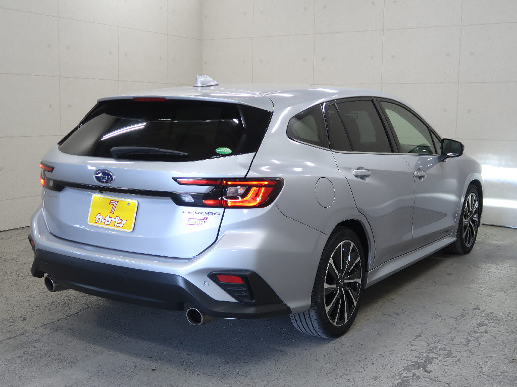 スバル レヴォーグ STIスポーツ EX