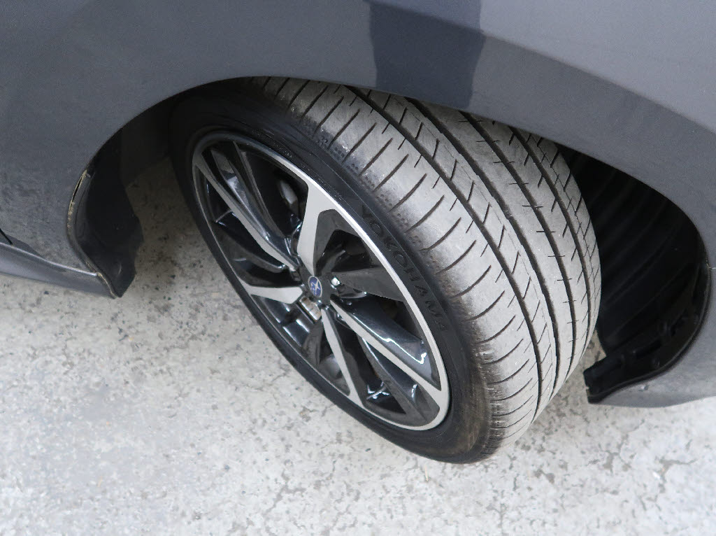 スバル レヴォーグ GT-H EX